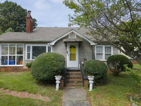 517 N Selvidge Street, Dalton, GA 30720