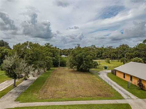 118 N BROADWAY STREET, FELLSMERE, FL 32948