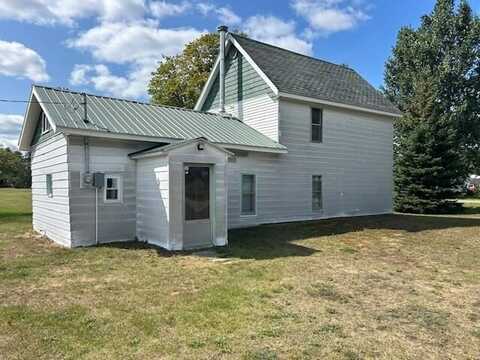 6126 STATE, PELLSTON, MI 49769