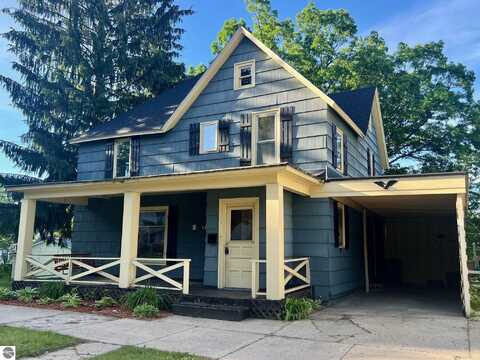 506 E DIVISION STREET, CADILLAC, MI 49601