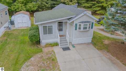 2757 OWENS DRIVE, HOUGHTON LAKE, MI 48629