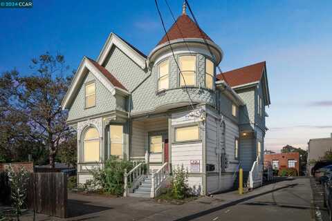 3229 Elm St, Oakland, CA 94609