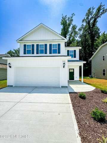 212 Hawks Bluff Drive, New Bern, NC 28560