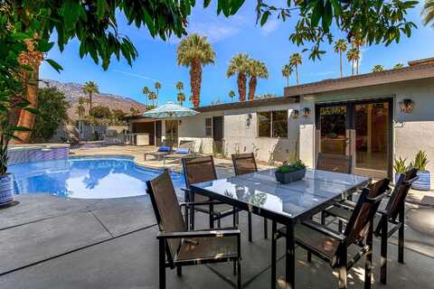 5155 E Bobolink Lane, Palm Springs, CA 92264