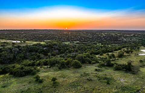 163 Canyons Dr, Fredericksburg, TX 78624