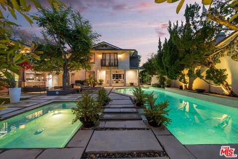 12517 Hortense St, Studio City, CA 91604