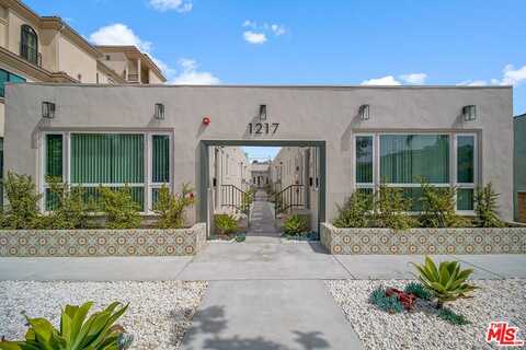 1217 9th St, Santa Monica, CA 90401