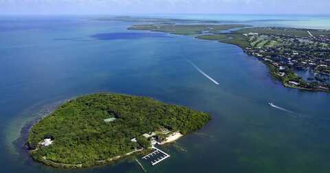10 Cannon Point, Key Largo, FL 33037