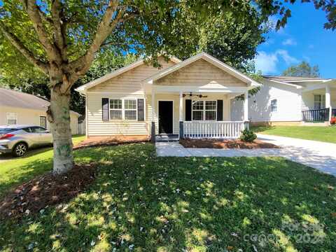 131 Leonard Street, Mooresville, NC 28115