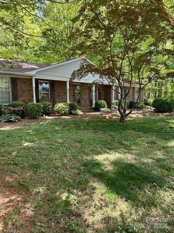 173 Junction Road, Mocksville, NC 27028