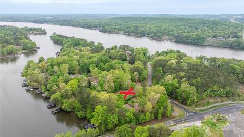 000 Windemere Point, Mount Gilead, NC 27306