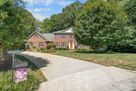 550 20th Avenue Court NW, Hickory, NC 28601