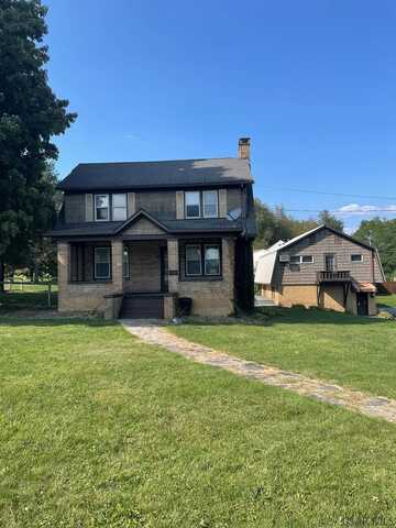 105 Pine Street, Davidsville, PA 15928