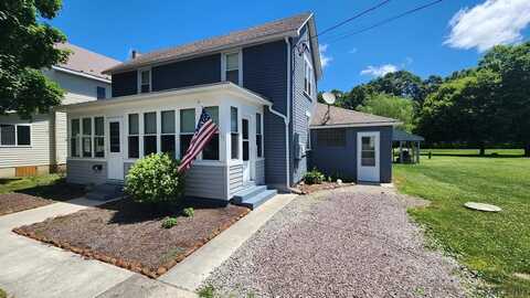 605 Dean St, Confluence, PA 15424