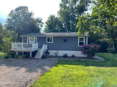 210 E BLACKBERRY Alley, Selinsgrove, PA 17870