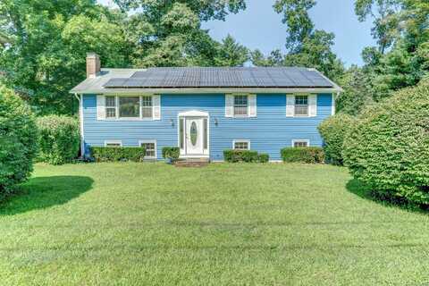 225 Oakwood Drive, Windham, CT 06280