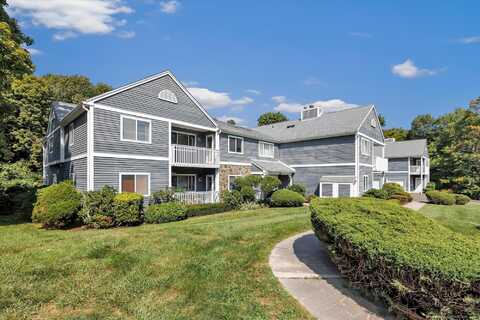 101 Wendover Drive, Monroe, CT 06468