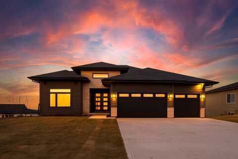 1129 NW 28th Street, Grimes, IA 50111