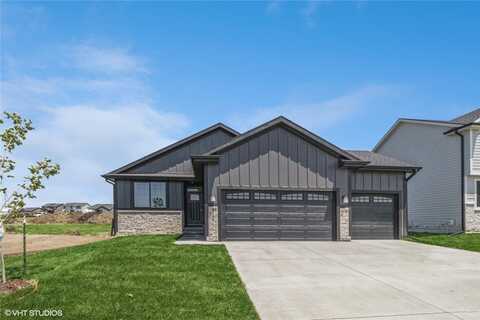 2705 SE Florence Drive, Waukee, IA 50263