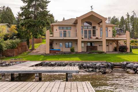 741 Lakeside Boulevard, Lakeside, MT 59922