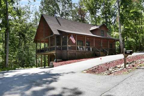 135 Grayson Point, Blue Ridge, GA 30513