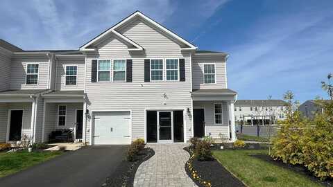 1242 Susan Circle, Breinigsville, PA 18031