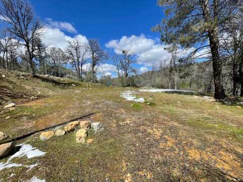 5799 Corey Pines Road, Mariposa, CA 95338