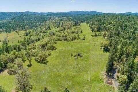 56120 Highway 101, Out Of Area, CA 95454