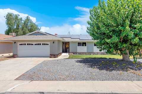 454 Dartmouth Avenue, Coalinga, CA 93210