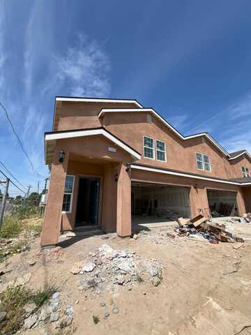 5454 Fairmont Avenue W, Fresno, CA 93722