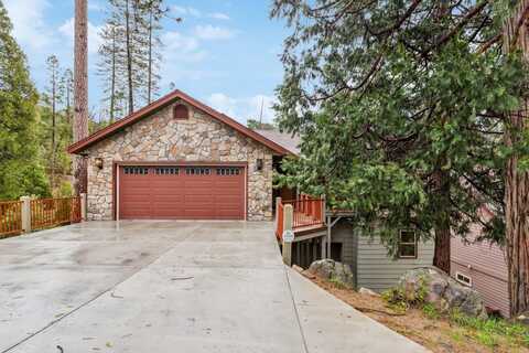 53930 Creekside Lane, Bass Lake, CA 93604