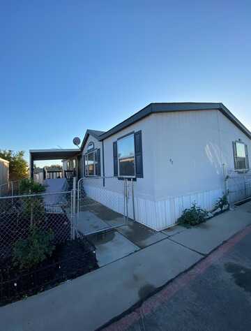 220 Madera Avenue S, Kerman, CA 93630