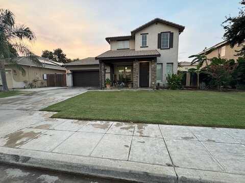 5319 Kaviland Avenue E, Fresno, CA 93725