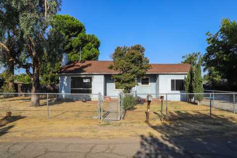 3505 Price Avenue N, Fresno, CA 93726