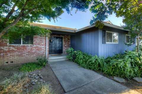 1962 Beverly Avenue, Clovis, CA 93611