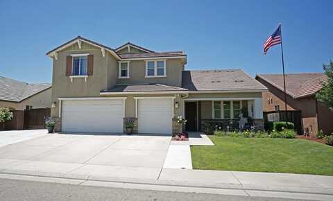 988 Blackwood Avenue, Clovis, CA 93619