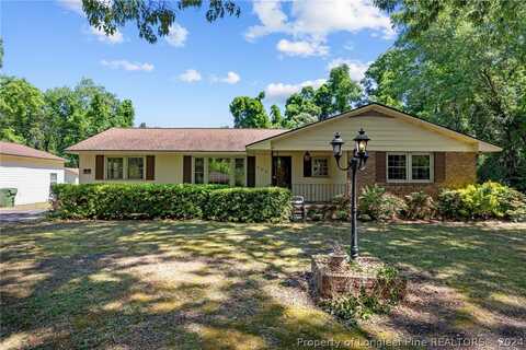 206 W Rockingham Road, Maxton, NC 28364