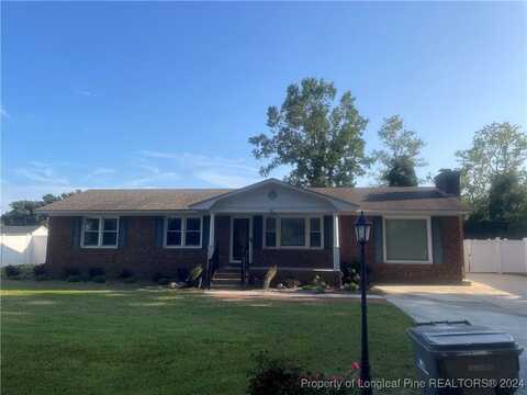 423 E Poplar Street, Bladenboro, NC 28320