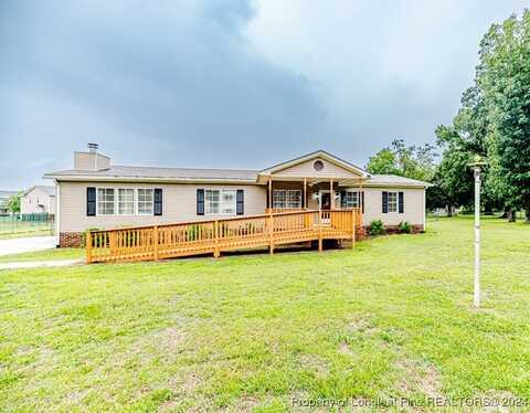 555 Brock Road, Raeford, NC 28376