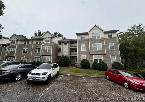 6752 Willowbrook Drive, Fayetteville, NC 28314