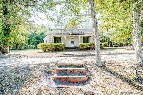 519 Carthage Street, Cameron, NC 28326