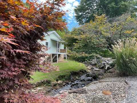 1460 Kirklands Creek Road, Bryson City, NC 28713