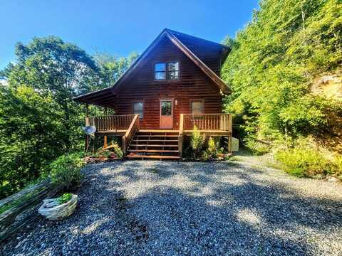 224 Conard Cir, Bryson City, NC 28713