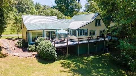 1660 Bryson City Rd, Franklin, NC 28734