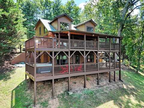 500 Beechwood Dr, Sylva, NC 28779