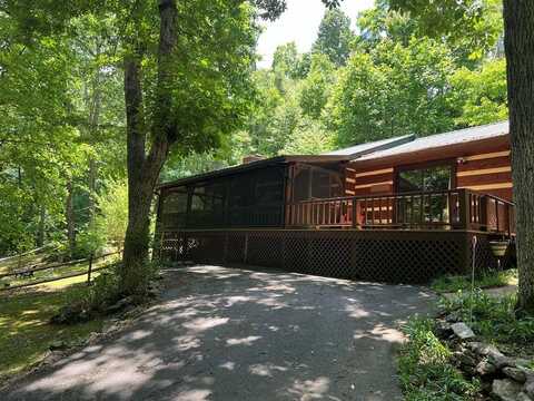 579 Trimont Mountain Trail, Franklin, NC 28734