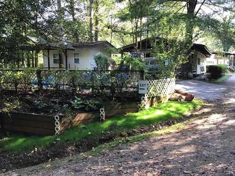 156 Finch Knob Rd, Otto, NC 28763