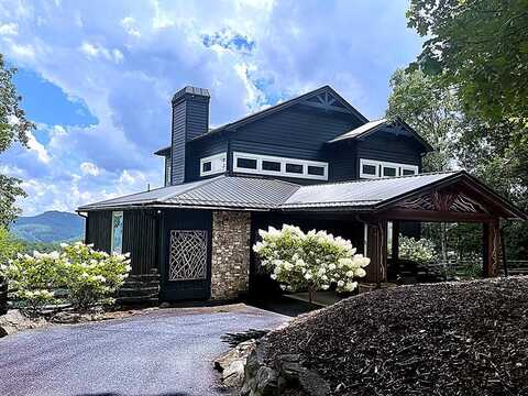 938 Shepherds Gap Rd, Cullowhee, NC 28723