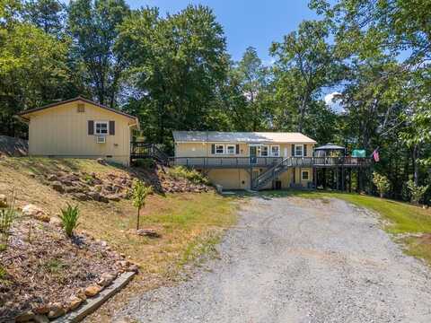 21 Rosemary Lane, Franklin, NC 28734