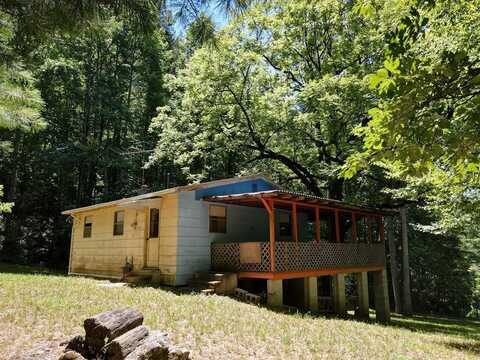 700 Peeks Pike, Franklin, NC 28734